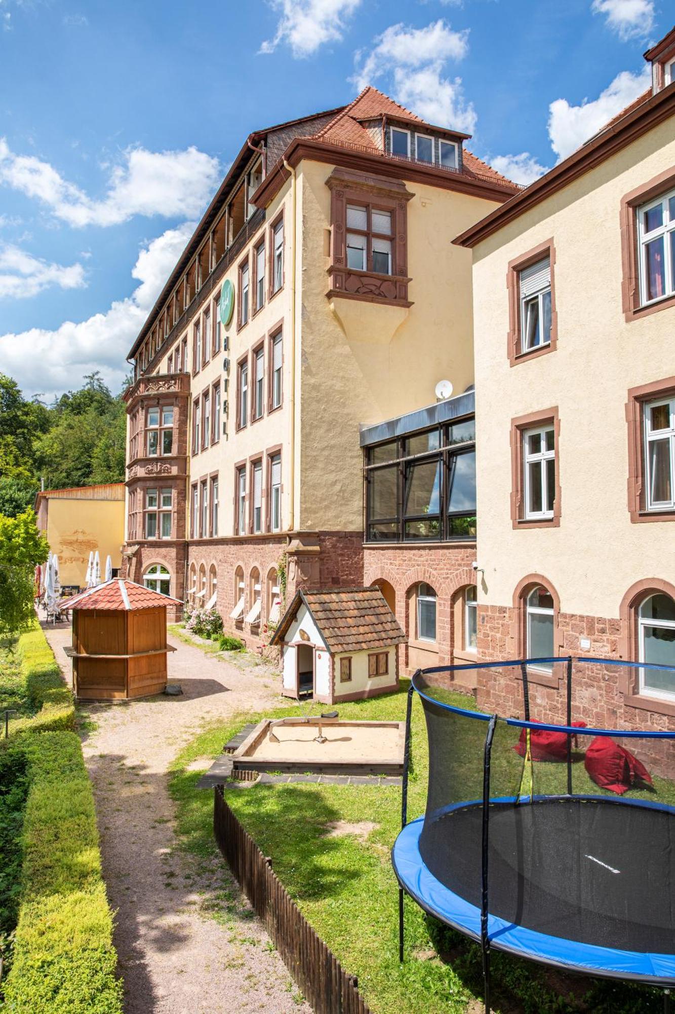 Roomingtons Hotel Franziskushoehe Lohr Exterior foto